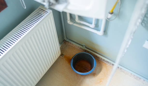 Best Water damage contractors near me  in Woodside, CA